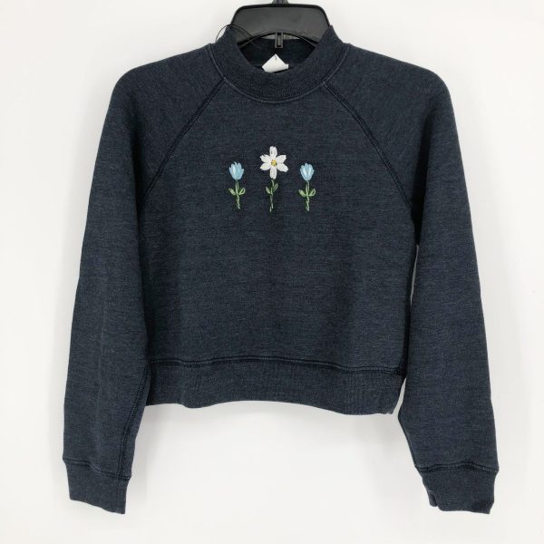 RE DONE Womens Crewneck Sweatshirt Medium Navy Blue Floral Embroidery NWT Sale